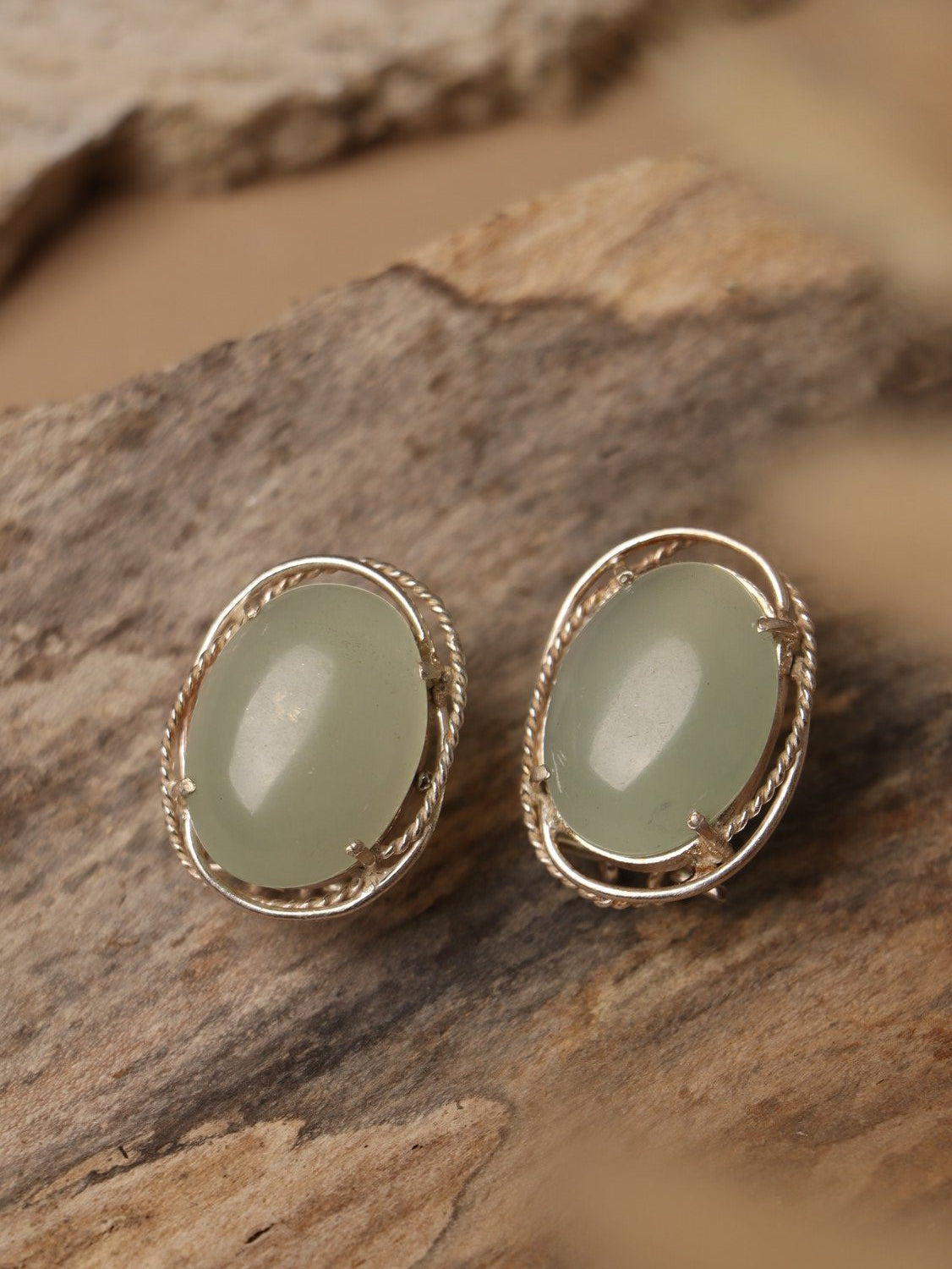 Cloudleaf earrings, with Aventurine stones in green, 0.9-inch