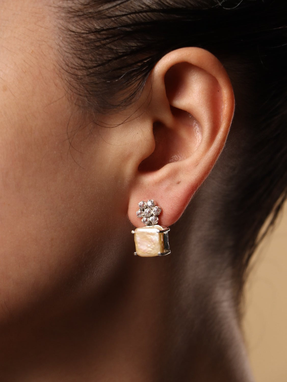 Snowmoss earrings, with Zircon and Pearl stones in white, 0.6-inch