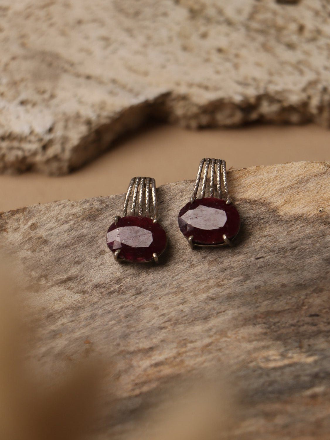 Winebark earrings, with Ruby stones in red, 0.7-inch