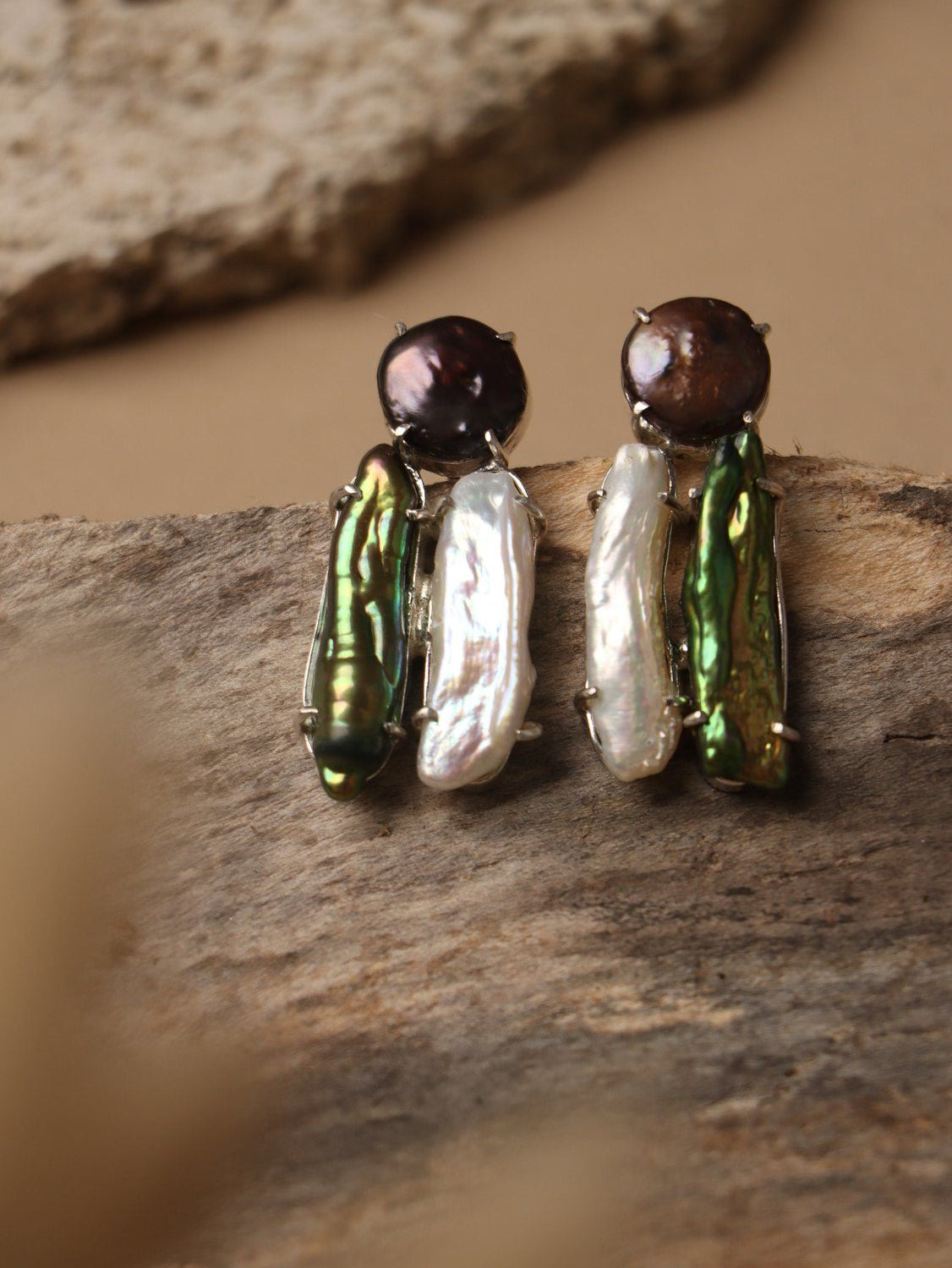 Seedling earrings, with Grey pearl and Pearl stones in white, 1.4-inch