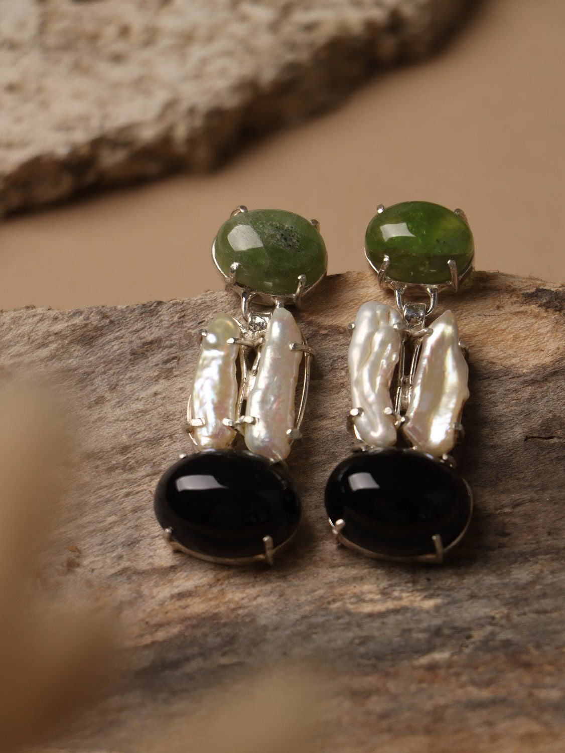 Shadowfern earrings, with Peridot and Onyx stones in green and black, 1.8-inch